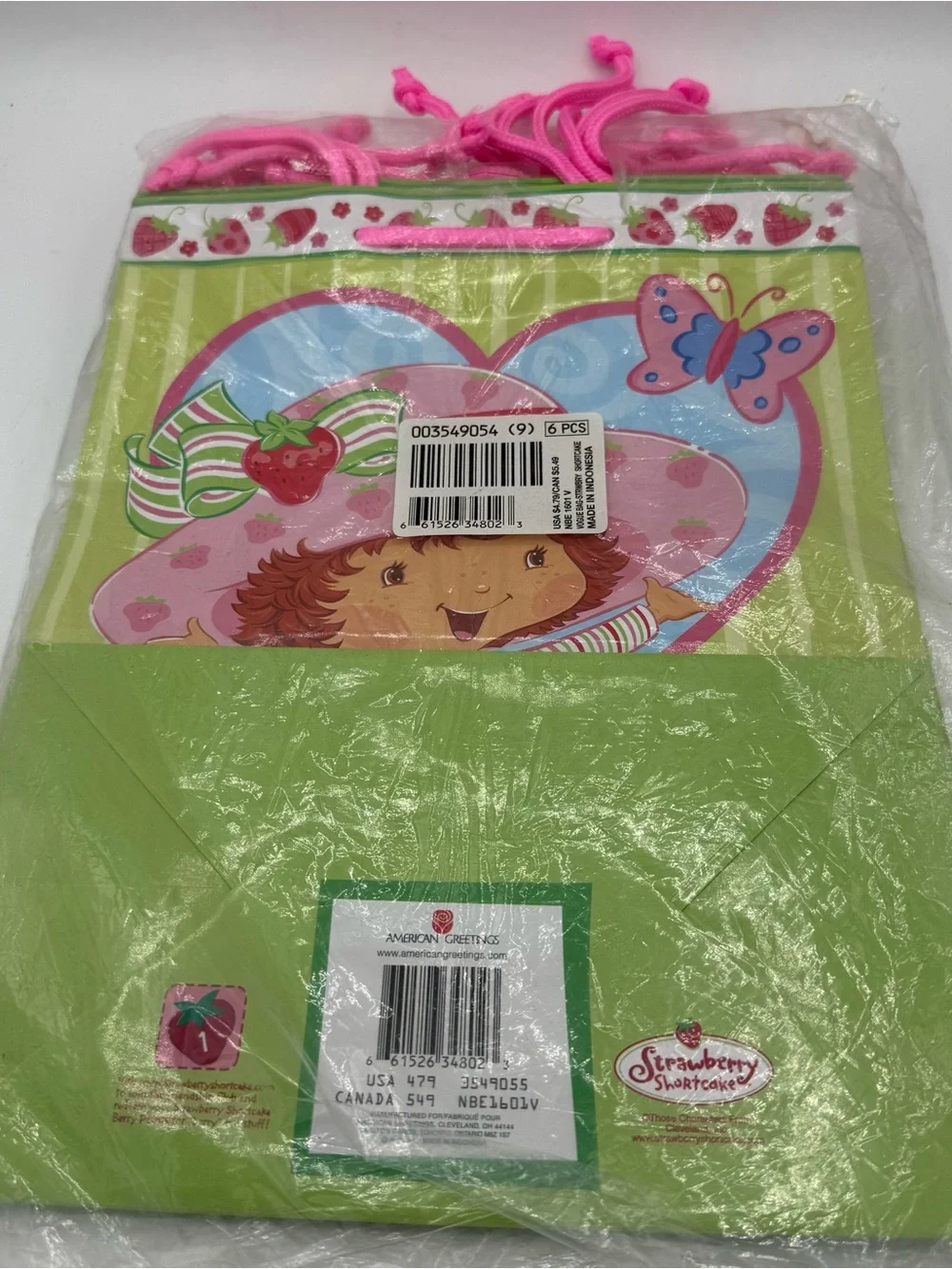 Strawberry Shortcake Gift Bag Set (6) American Greetings 10x13 Carlton vintage